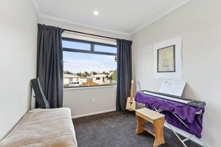 5 Balmoral Crescent Springvale_11