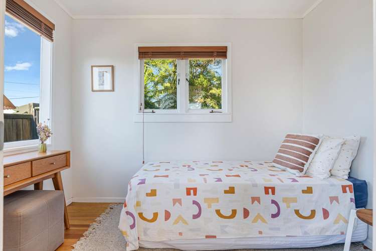 93 Wade River Road Stanmore Bay_23