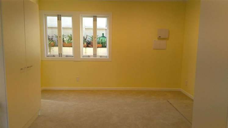 9 Pleasant Place Mellons Bay_12