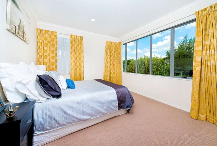 5 Woolaston Place Flat Bush_8