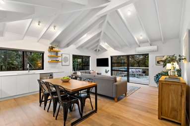 2/23 Hebron Road_3