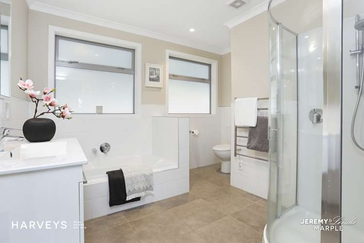 43 Willerton Avenue New Lynn_12