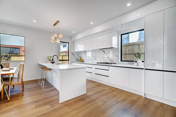 12 Parehua Lane Swanson_12