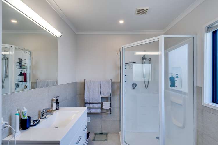 8 Waimakariri Drive Awatoto_11