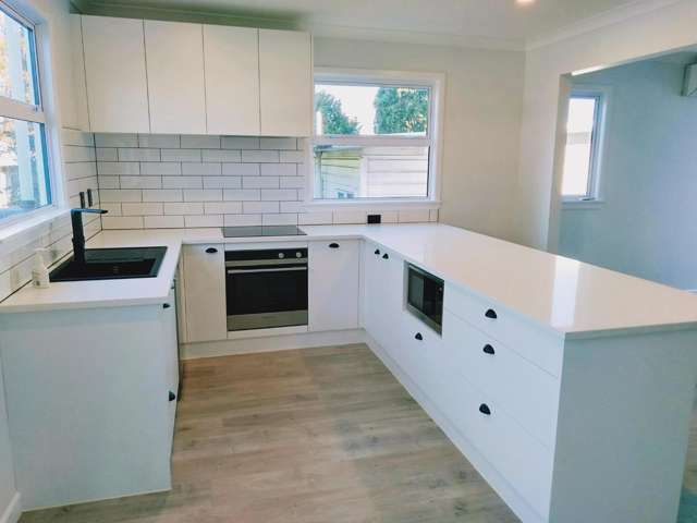 3 bedroom house in Mount Wellington