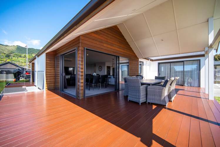 18 Sabine Drive Richmond_19