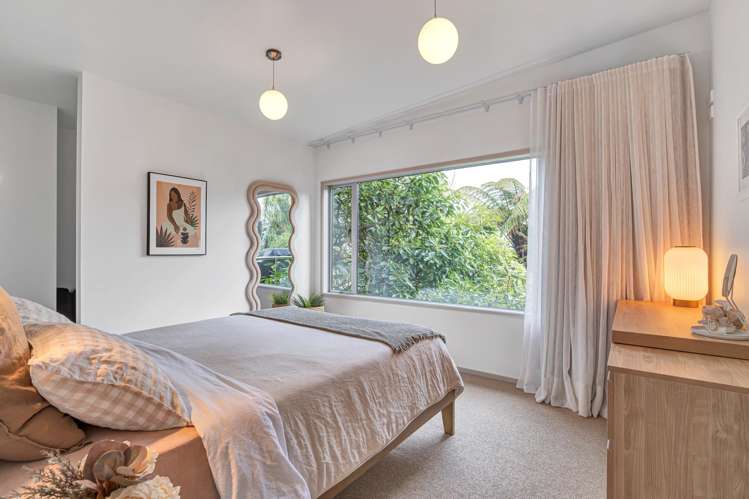 12 Leatham Avenue Strandon_22