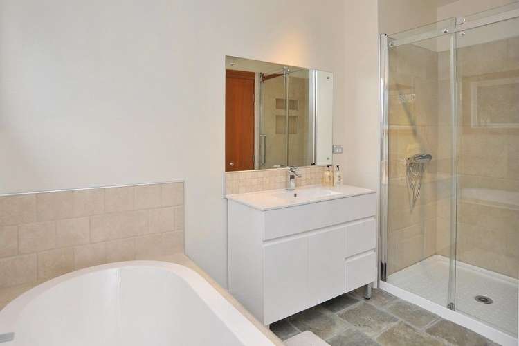 454 Johns Road Fernside_22