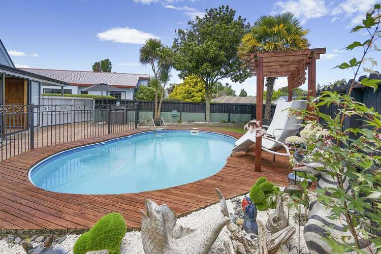 11 Stevenson Place Leamington_19