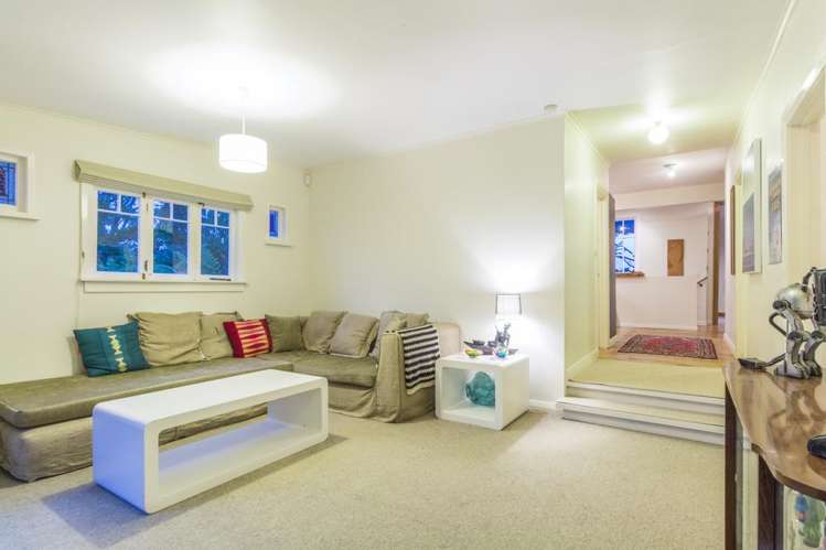 76 Laingholm Drive Laingholm_6