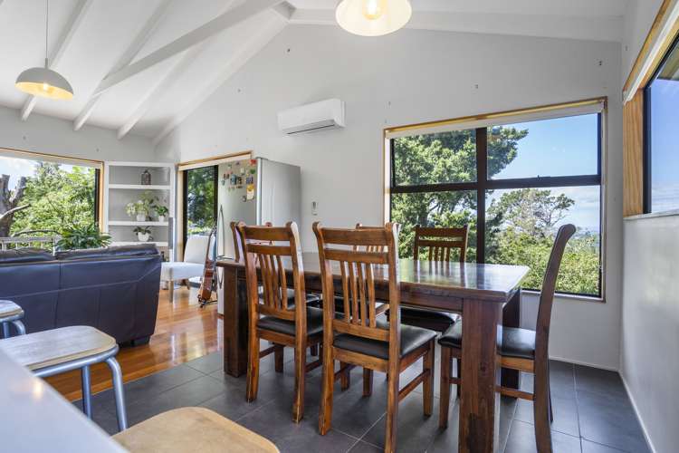 448 Huia Road Laingholm_5