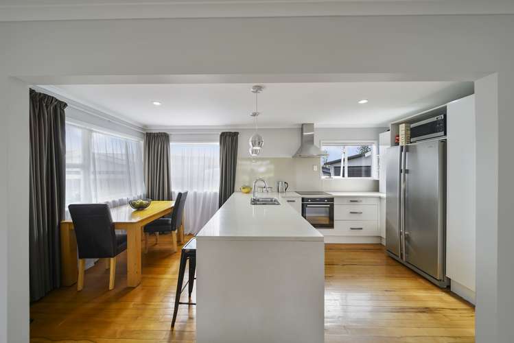 12 Raewyn Place Pakuranga_9