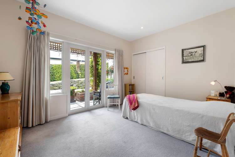 4 Garland Terrace Kelvin Heights_10