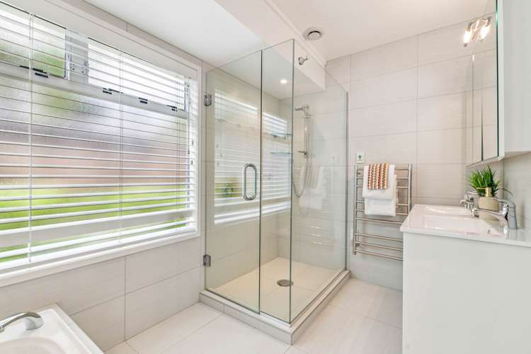 32 Matterhorn Crescent Northpark_13