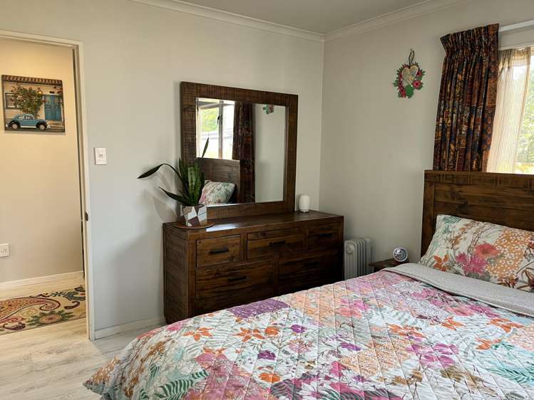 9 Bickleigh Grove New Lynn_12