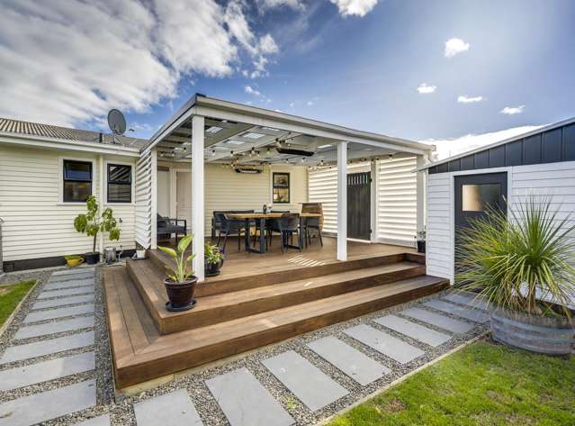 Character, Comfort and Views in Taradale West
