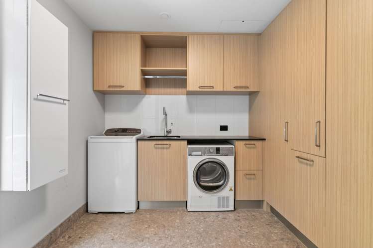 208/283 Wakefield Quay Stepneyville_16