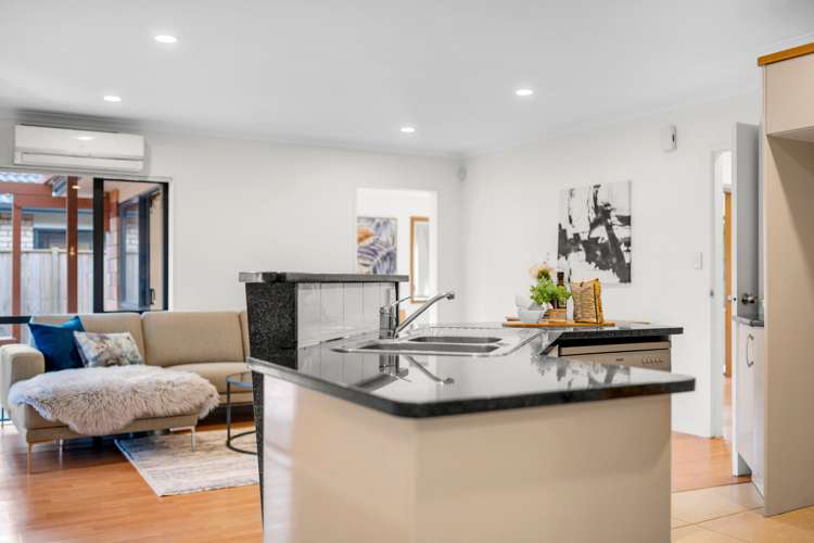 7 Duntrune Road Flat Bush_14