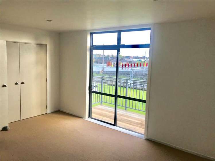 12/6 Ambrico Place New Lynn_9