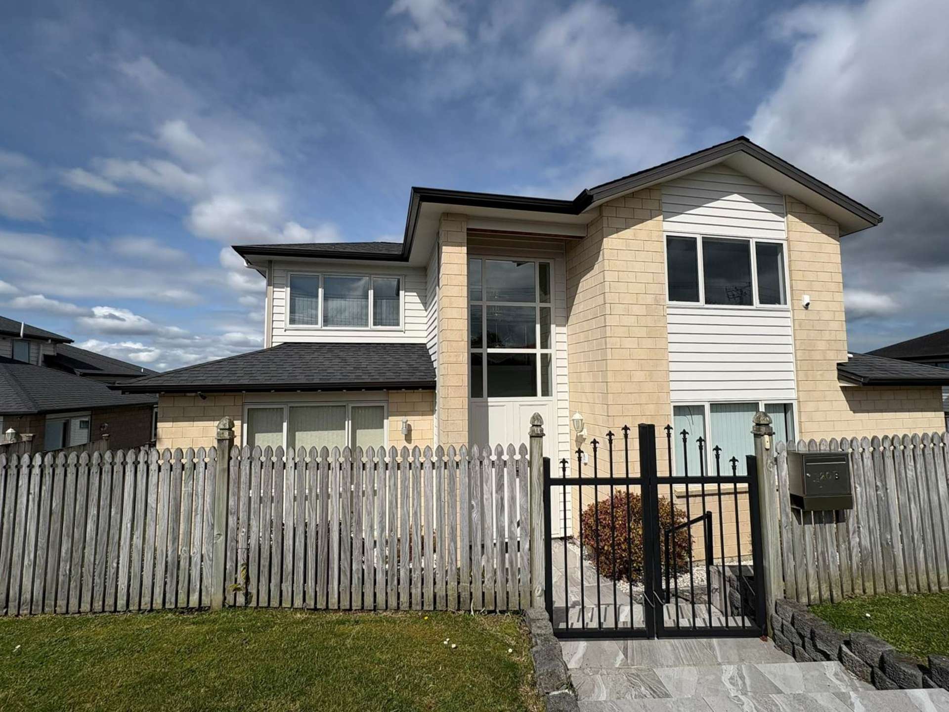 220b Metcalfe Road Ranui_0