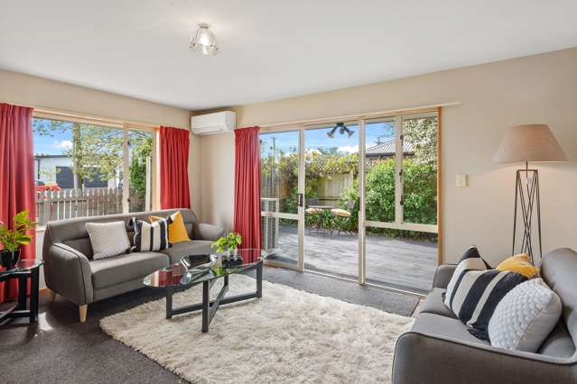 1/104 Bassett Street Burwood_4