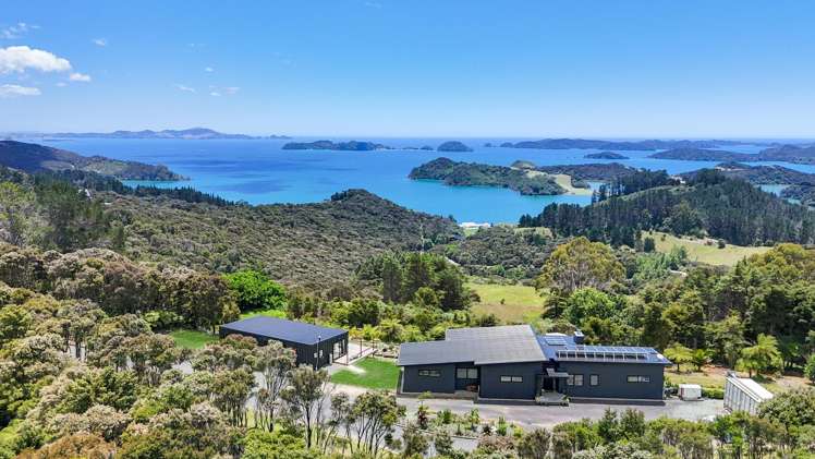 255 Paroa Bay Road Russell_1