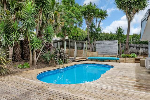 39 Carr Street Te Kamo_1