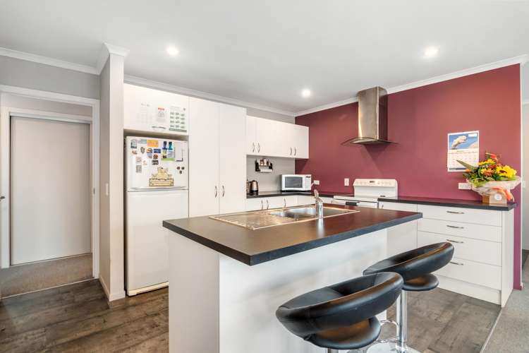 17 Hammill Grove Stoke_13