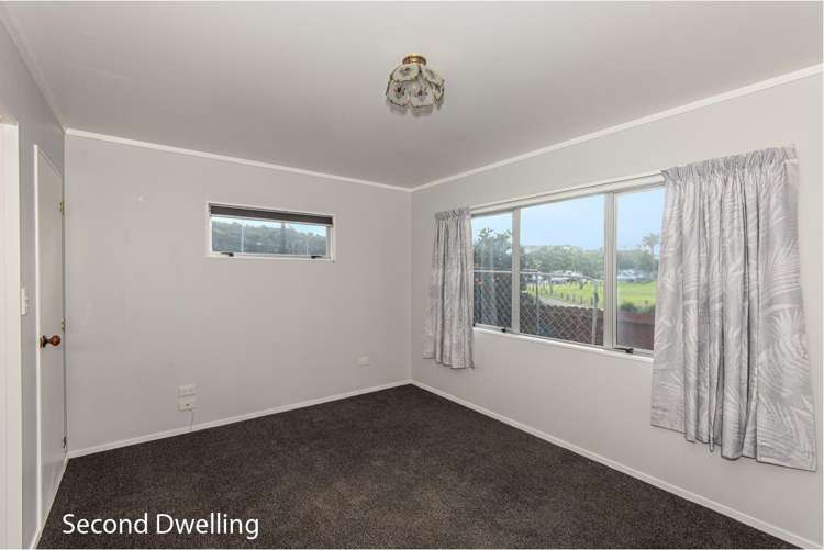 28 Powhiri Avenue Kensington_12