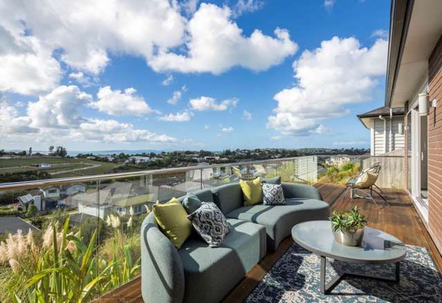 14 Ruth Craig Place Stanmore Bay_4