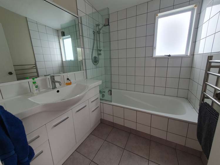 6 Taonui Street Waitarere Beach_14