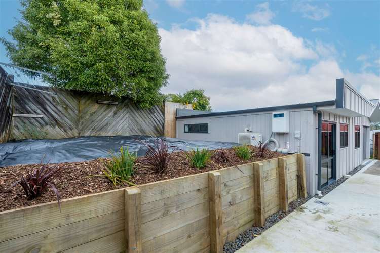 2 Moreland Avenue Pukete_18