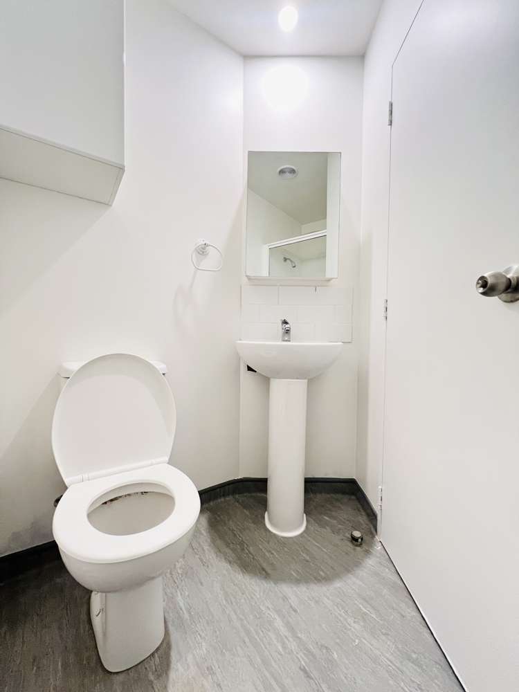 6a/8 Scotia Place Auckland CBD_8