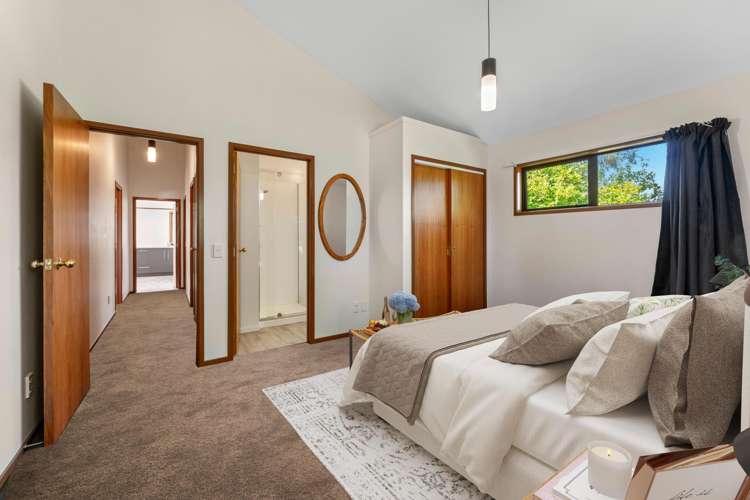 2/11 Kereru Street Two Mile Bay_4