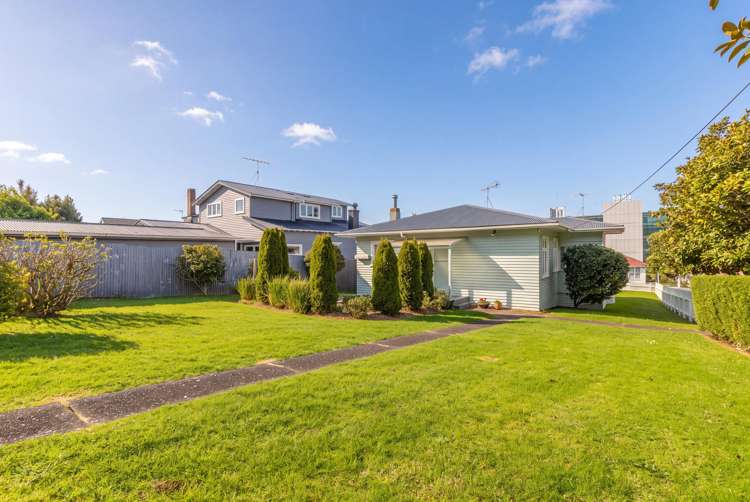 117 Mount Albert Road Mt Albert_14
