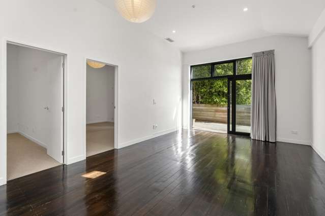 574B Great North Road 10031_1