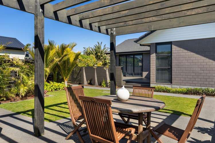 5 Augusta Grove Waiwhakaiho_32