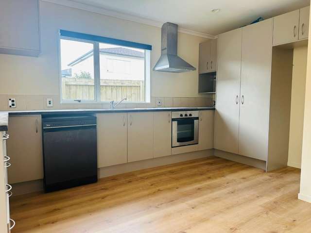 8 Magnolia Place Flat Bush_4