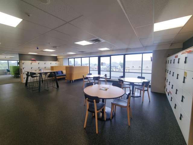 1 Market Grove Hutt Central_3