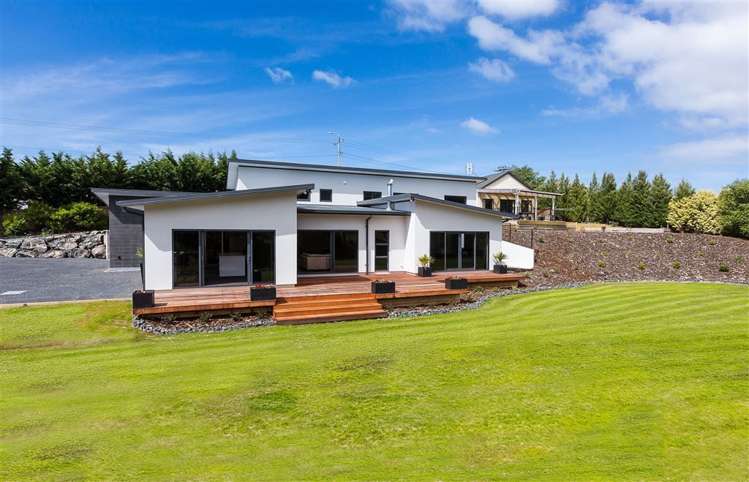 318 Brighton Road Waldronville_0