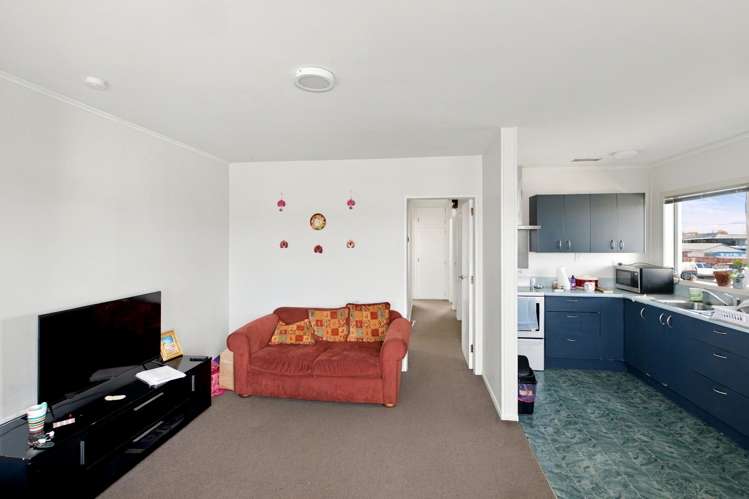 1-5/2 Douglas Street Lincoln_12