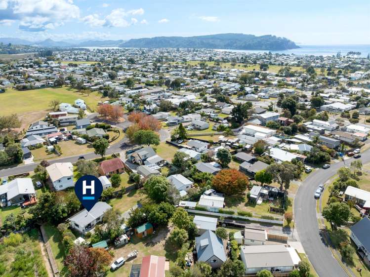 112 McKellar Place Whangamata_19