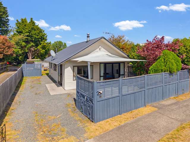2/1 Glengarry Place Lake Taupo_2