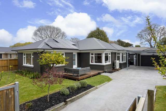 Alluring Ashgrove, Immaculately Presented