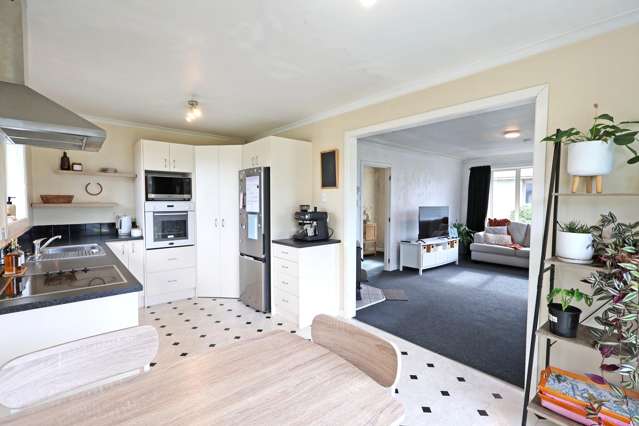 51 Philip Street Gladstone_3