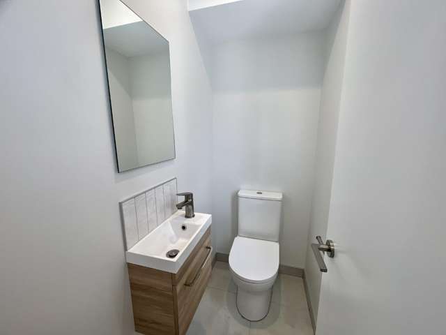 26C Bletsoe Avenue 10222_3