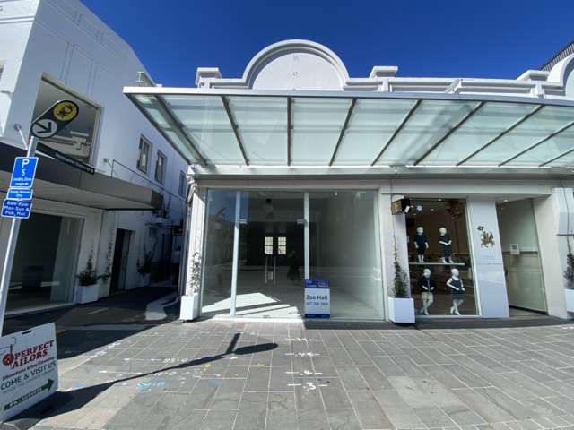 Stand out Broadway retail