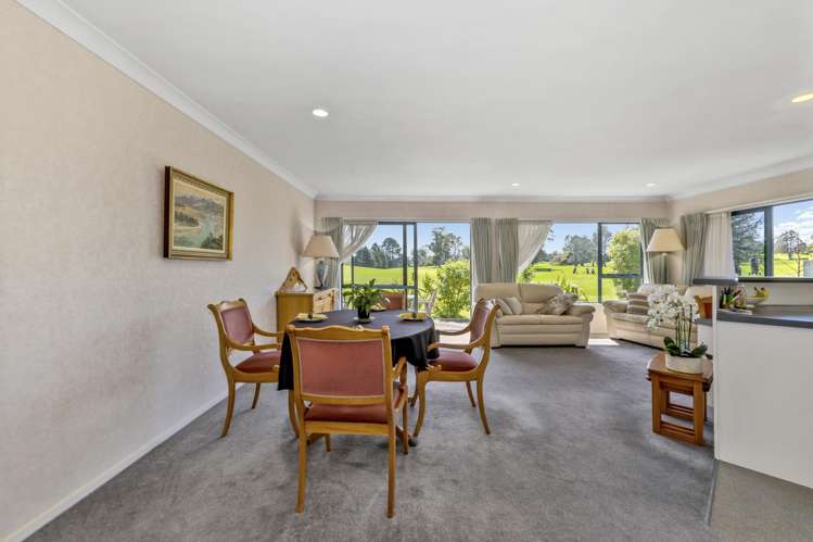 2/41 West Fairway Golflands_11