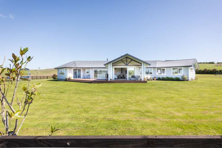 467 Lees Road Feilding_1