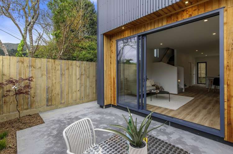 Unit 1/33 Raukawa Street Stokes Valley_15